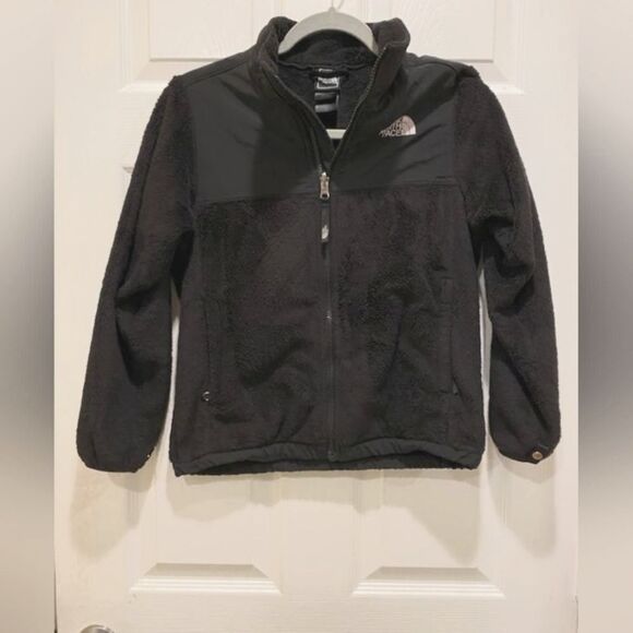 The Northface Full Zip Fleece jacket,Kids sz M, Black.
